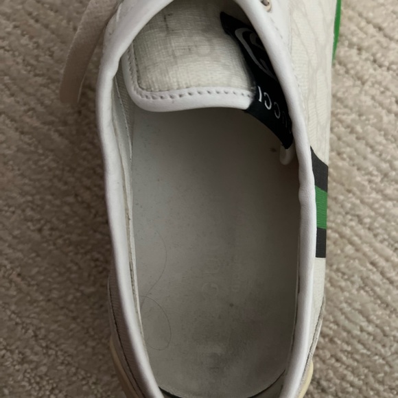 Men’s Gucci Shoes - Picture 7 of 9